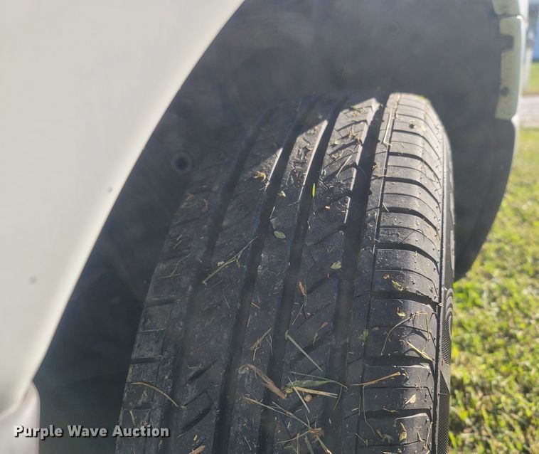 image for item LN9597 1999 Plymouth Grand Voyager  van