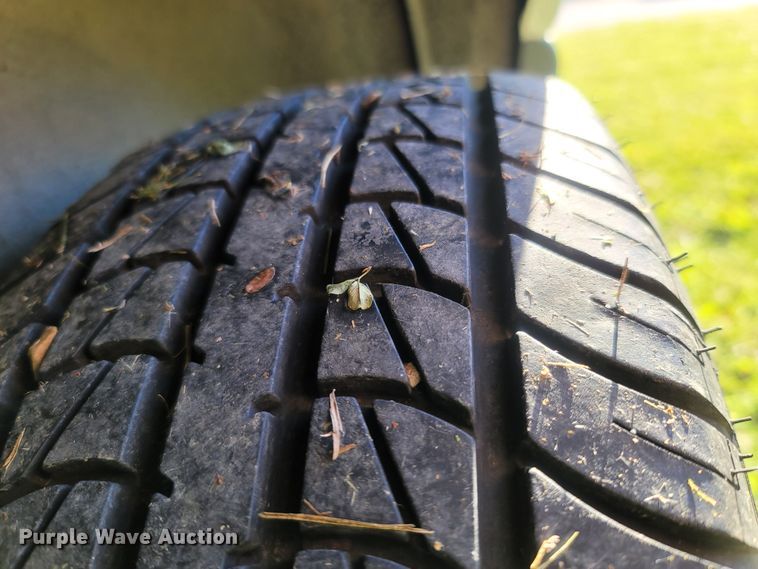 image for item LN9597 1999 Plymouth Grand Voyager  van