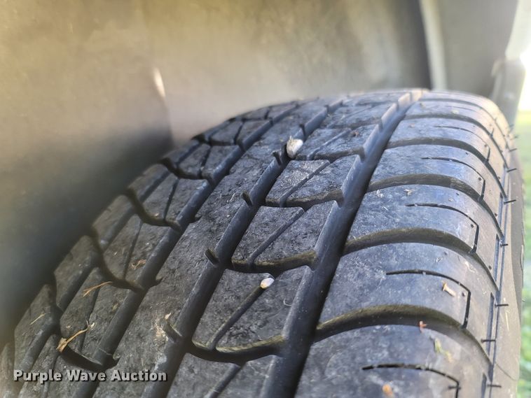 image for item LN9597 1999 Plymouth Grand Voyager  van