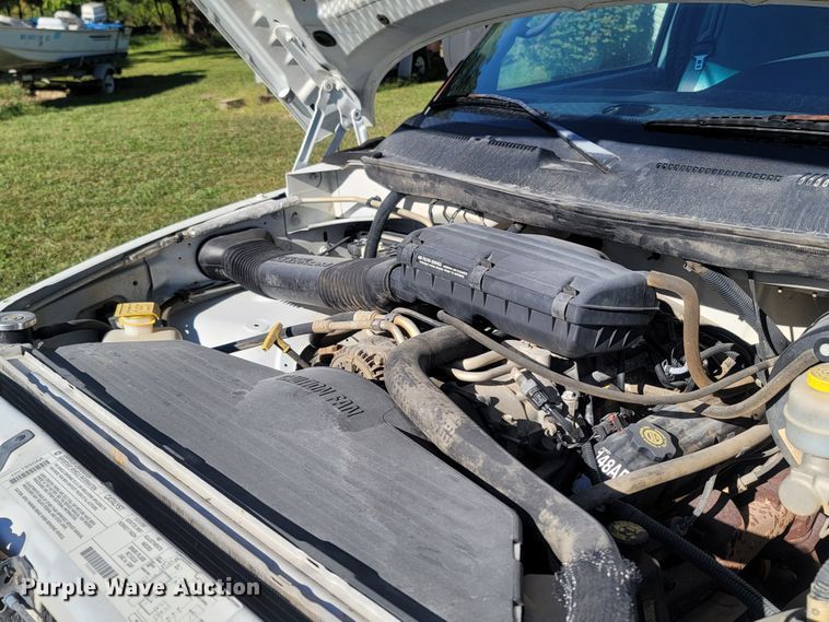 image for item LN9598 1999 Dodge Ram 1500  Club Cab pickup truck