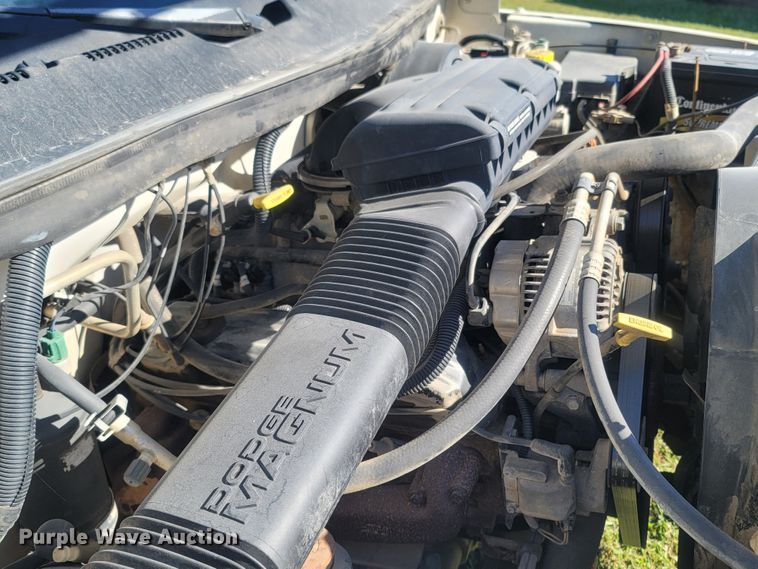 image for item LN9598 1999 Dodge Ram 1500  Club Cab pickup truck