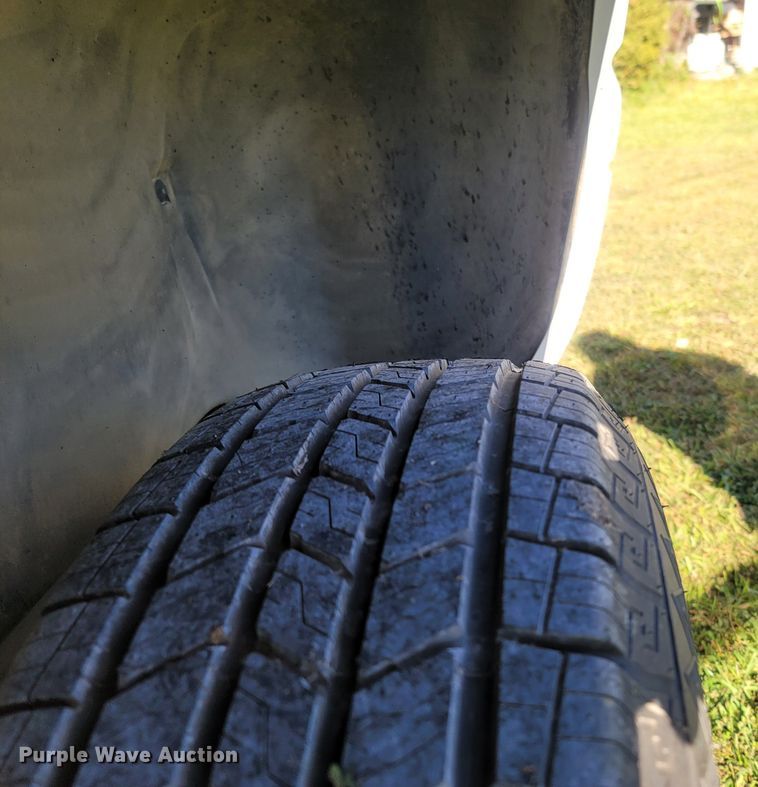 image for item LN9598 1999 Dodge Ram 1500  Club Cab pickup truck