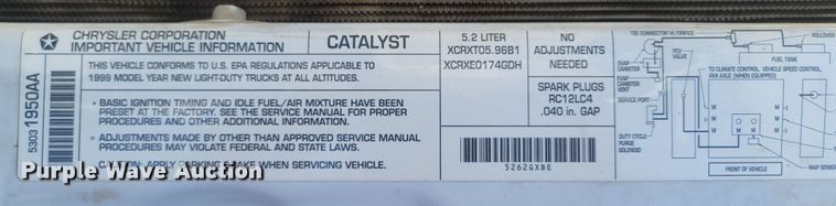 image for item LN9598 1999 Dodge Ram 1500  Club Cab pickup truck