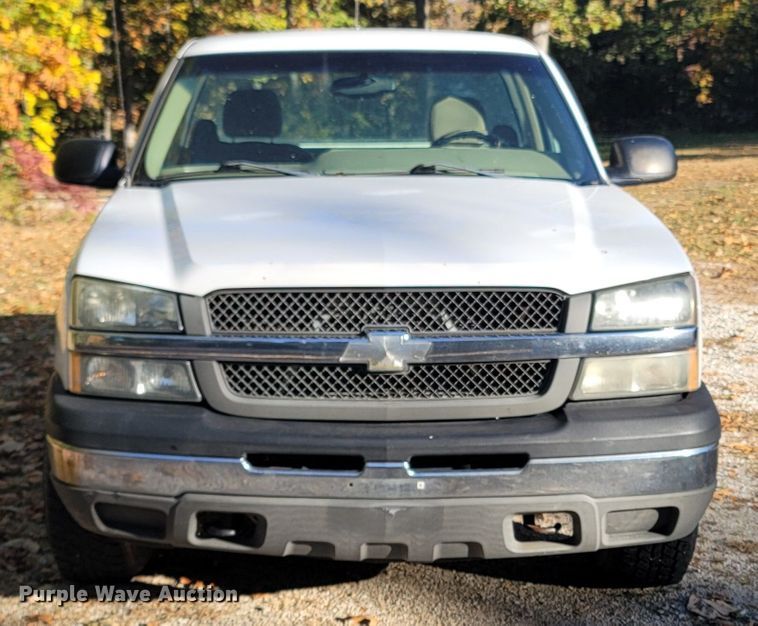 image for item LN9678 2003 Chevrolet Silverado 1500  pickup truck