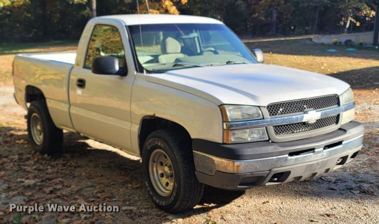 image for item LN9678 2003 Chevrolet Silverado 1500  pickup truck