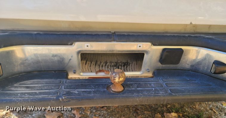 image for item LN9678 2003 Chevrolet Silverado 1500  pickup truck