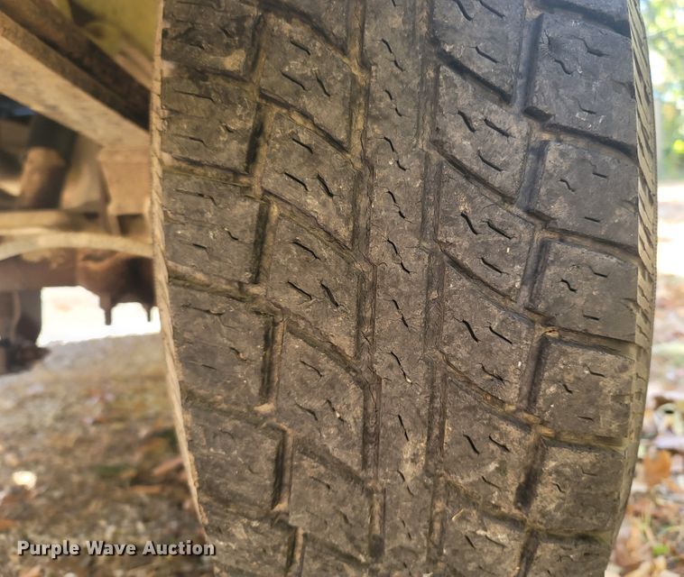 image for item LN9678 2003 Chevrolet Silverado 1500  pickup truck