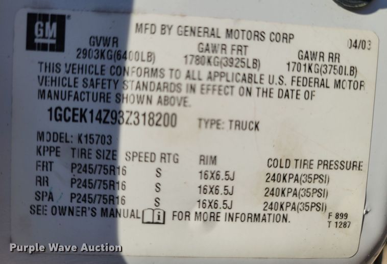 image for item LN9678 2003 Chevrolet Silverado 1500  pickup truck