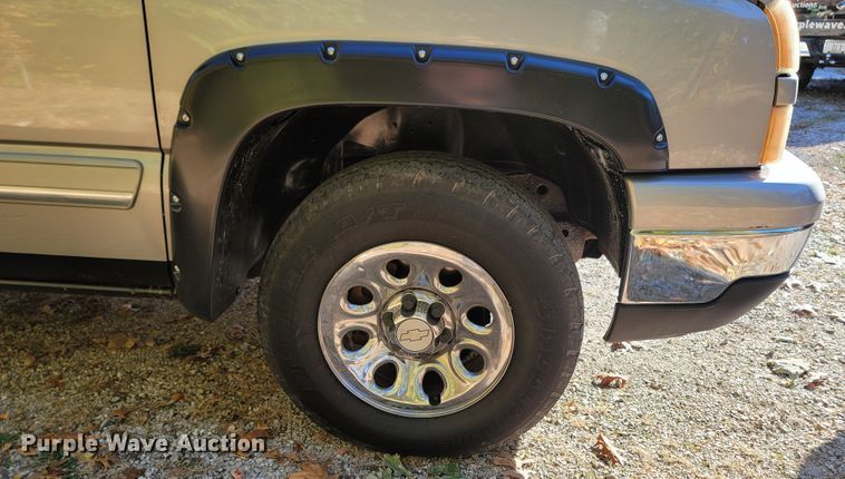 image for item LN9679 2006 Chevrolet Silverado 1500  Crew Cab pickup truck