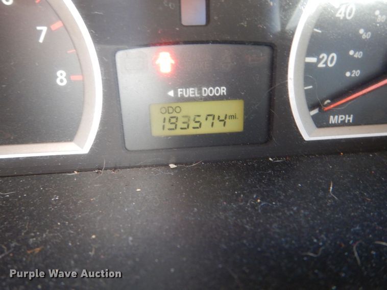 image for item LU9656 2005 Hyundai Santa Fe  SUV