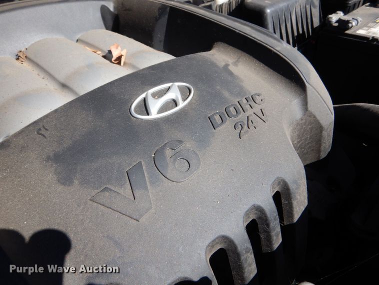 image for item LU9656 2005 Hyundai Santa Fe  SUV