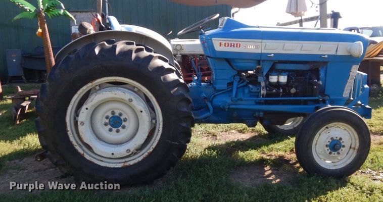 image for item LY9183 Ford 3000  tractor