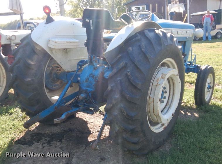 image for item LY9183 Ford 3000  tractor