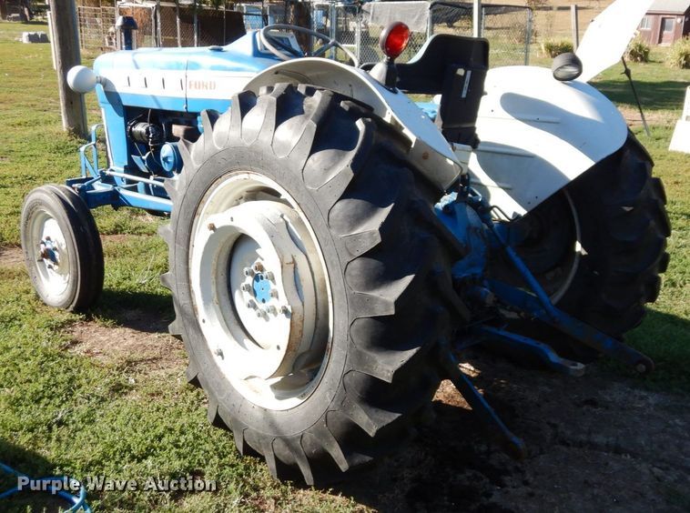image for item LY9183 Ford 3000  tractor