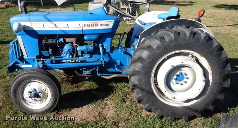 image for item LY9183 Ford 3000  tractor