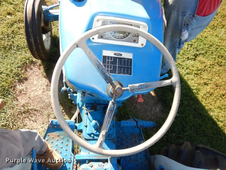 image for item LY9183 Ford 3000  tractor