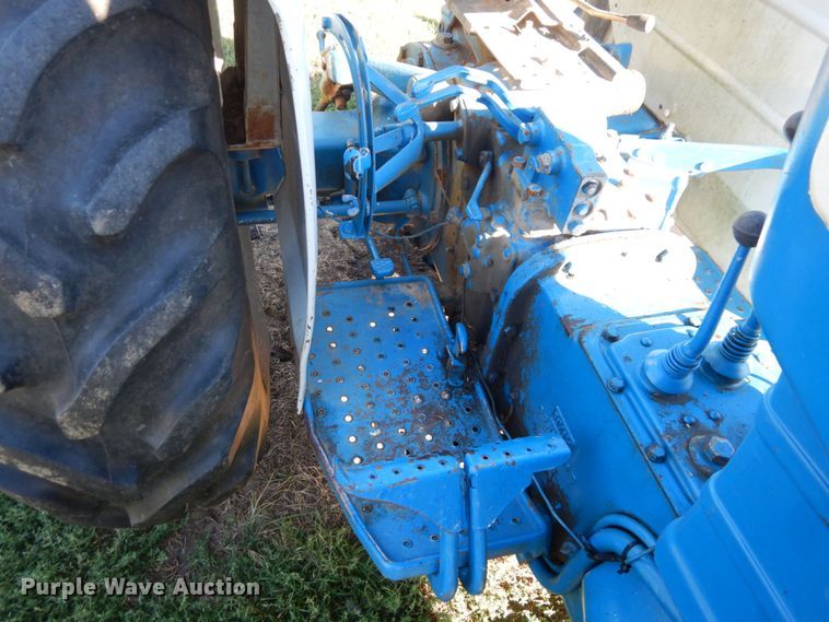 image for item LY9183 Ford 3000  tractor