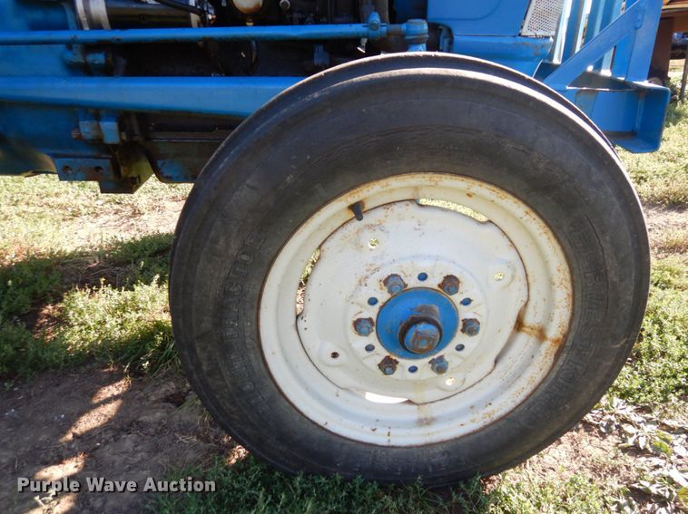 image for item LY9183 Ford 3000  tractor