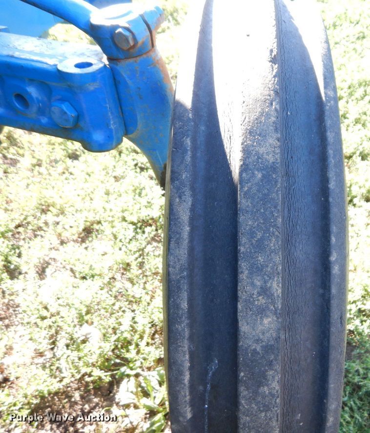 image for item LY9183 Ford 3000  tractor