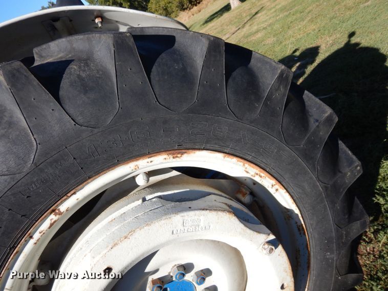 image for item LY9183 Ford 3000  tractor