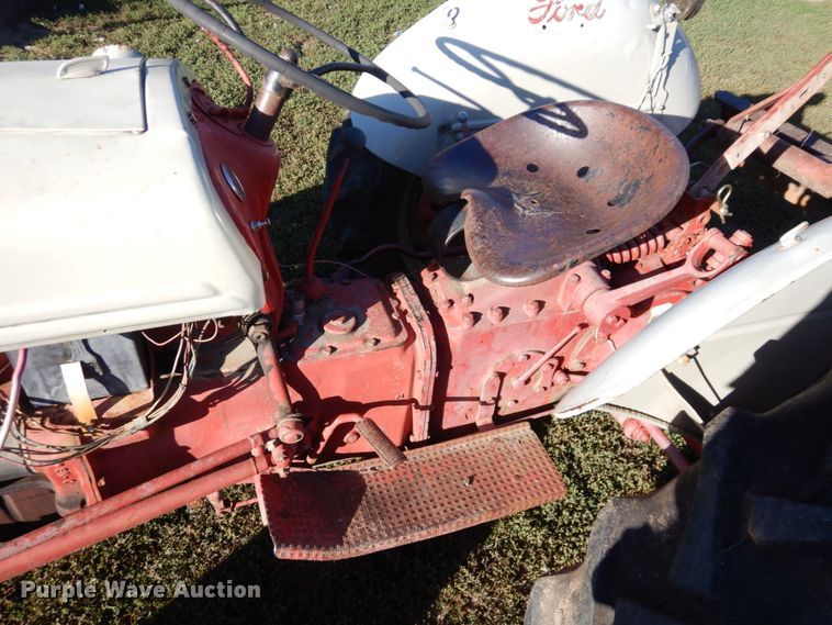 image for item LY9184 Ford 8N  tractor