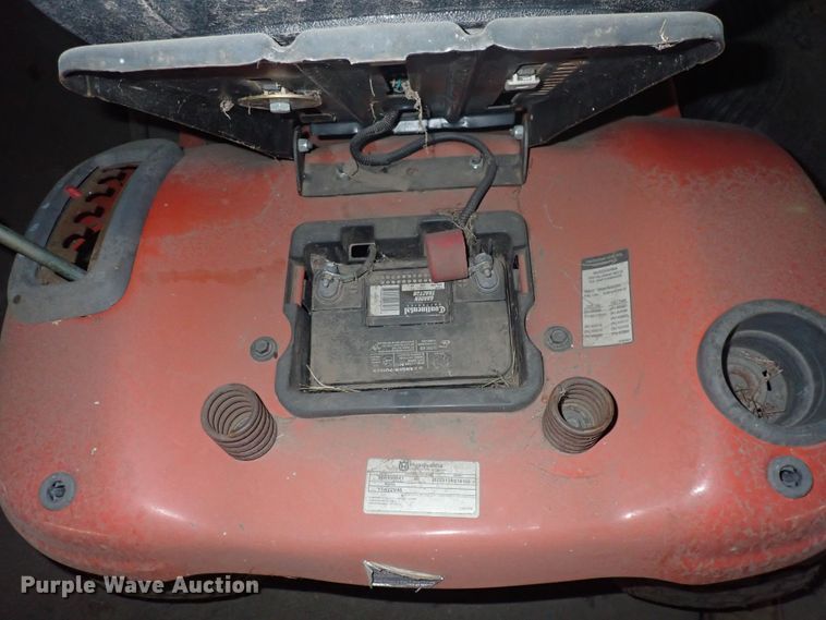 image for item MA9645 Husqvarna YTH22V46  lawn mower