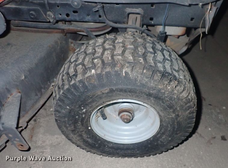 image for item MA9645 Husqvarna YTH22V46  lawn mower