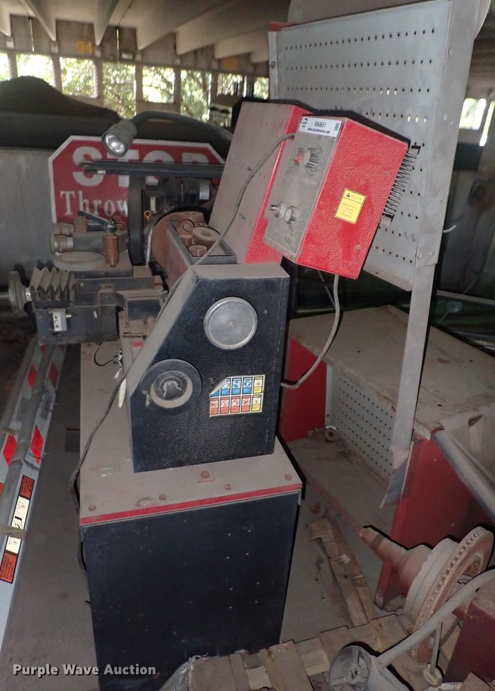 image for item MA9651 Accu Turn 8944  lathe