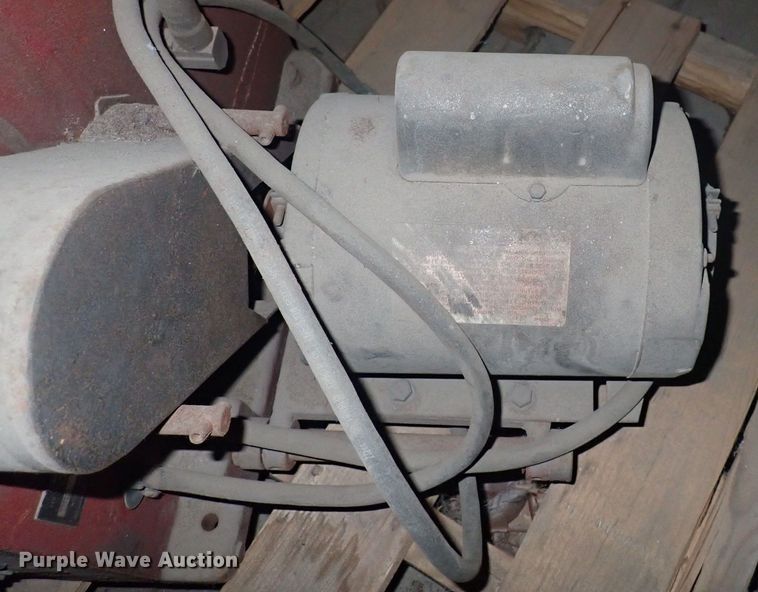 image for item MA9651 Accu Turn 8944  lathe