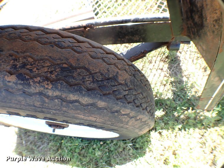 image for item MF9417 2007 Carry-On  utility trailer