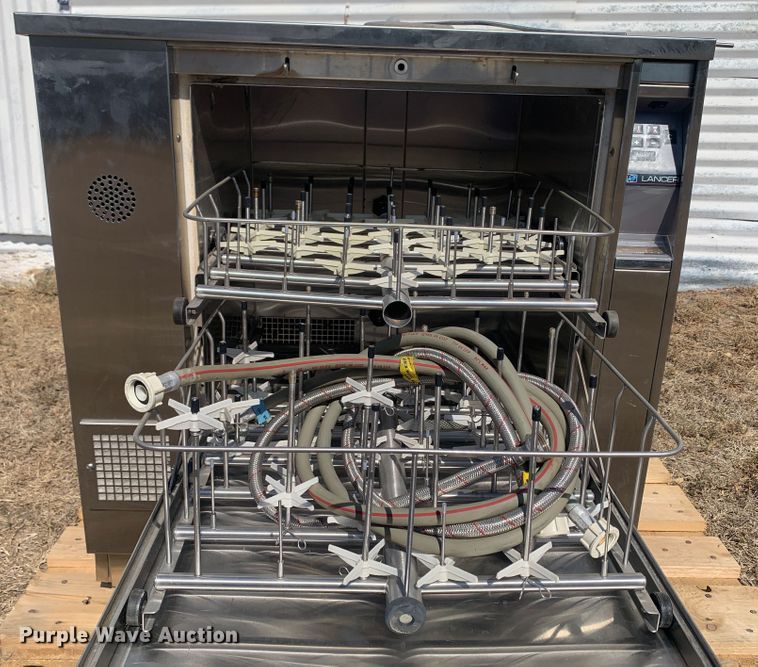 image for item MH9818 2000 Lancer 820UP  laboratory washer