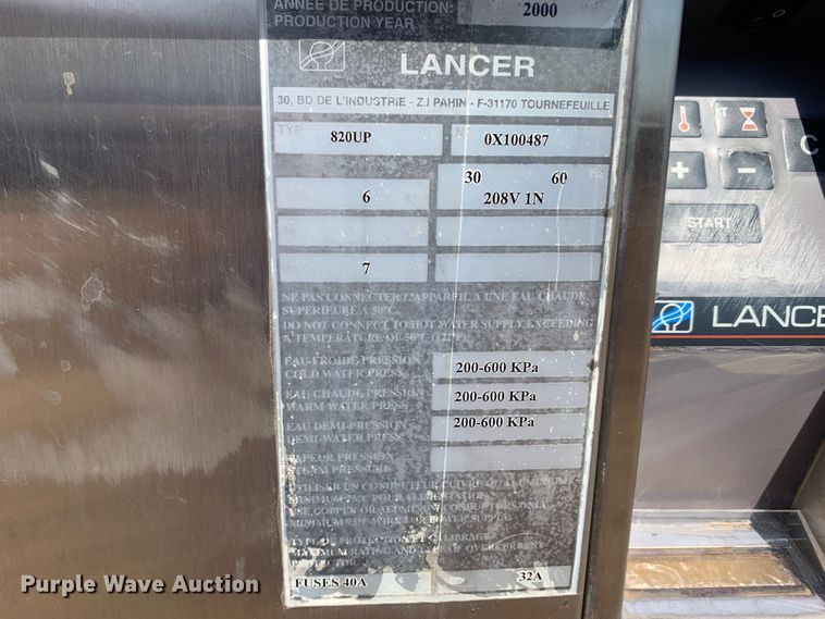 image for item MH9818 2000 Lancer 820UP  laboratory washer