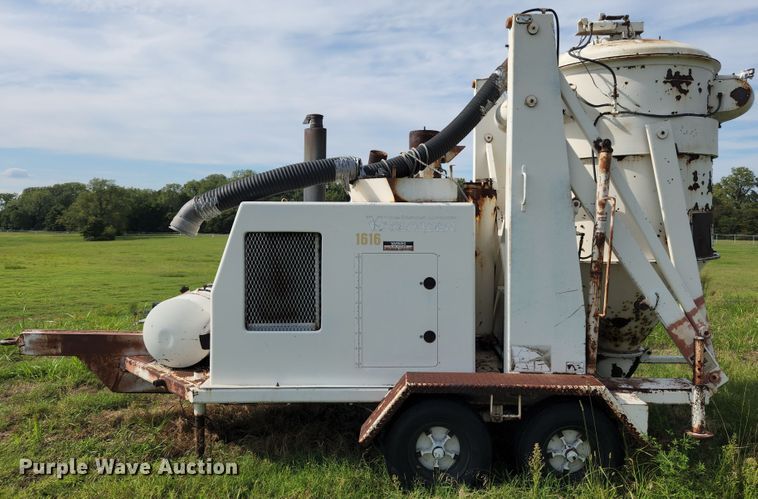 image for item MK9296 1993 Vecloader Titan  vacuum excavator