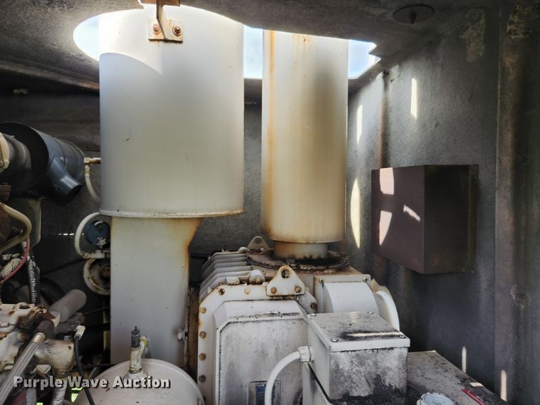 image for item MK9296 1993 Vecloader Titan  vacuum excavator