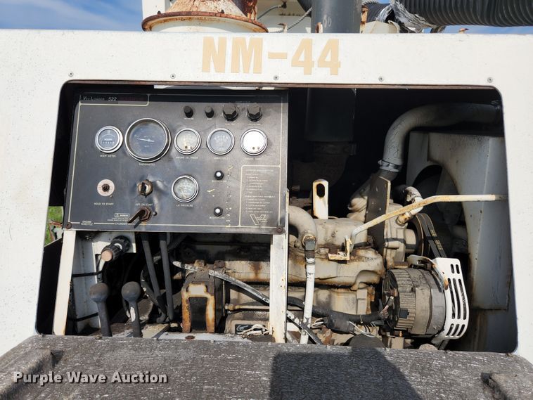 image for item MK9296 1993 Vecloader Titan  vacuum excavator