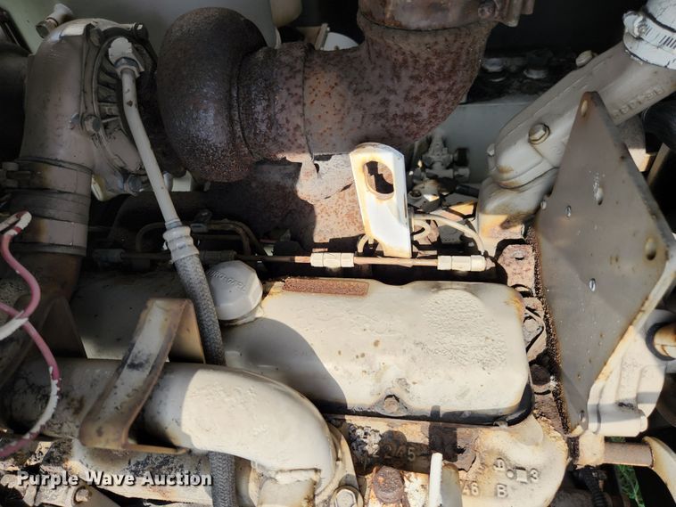 image for item MK9296 1993 Vecloader Titan  vacuum excavator
