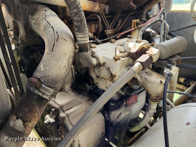 image for item MK9296 1993 Vecloader Titan  vacuum excavator