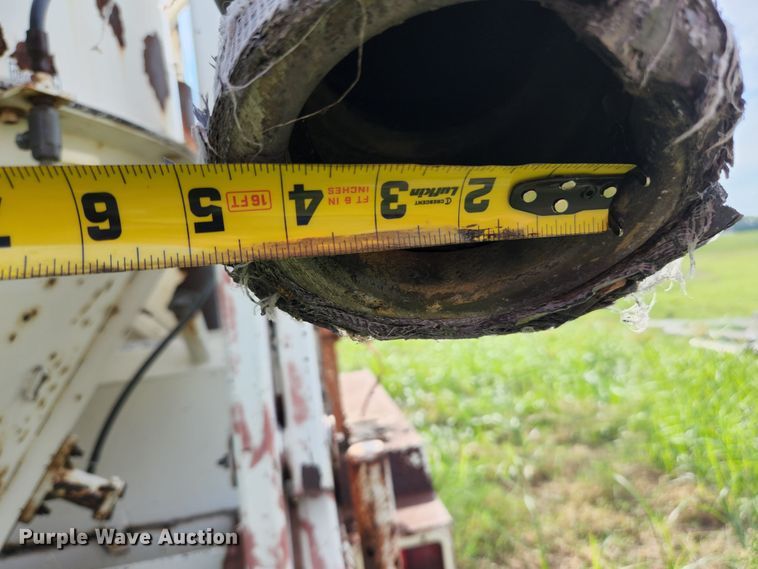 image for item MK9296 1993 Vecloader Titan  vacuum excavator