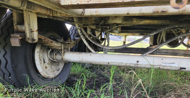 image for item MK9296 1993 Vecloader Titan  vacuum excavator