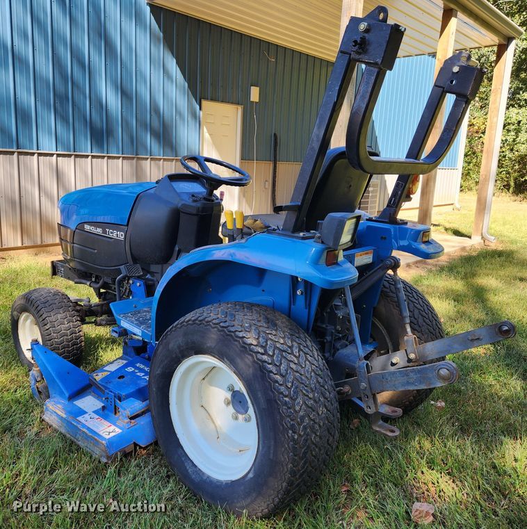 image for item MK9381 1999 New Holland TC21D  MFWD tractor