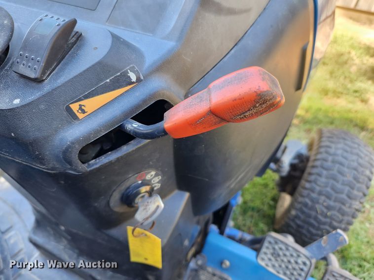 image for item MK9381 1999 New Holland TC21D  MFWD tractor