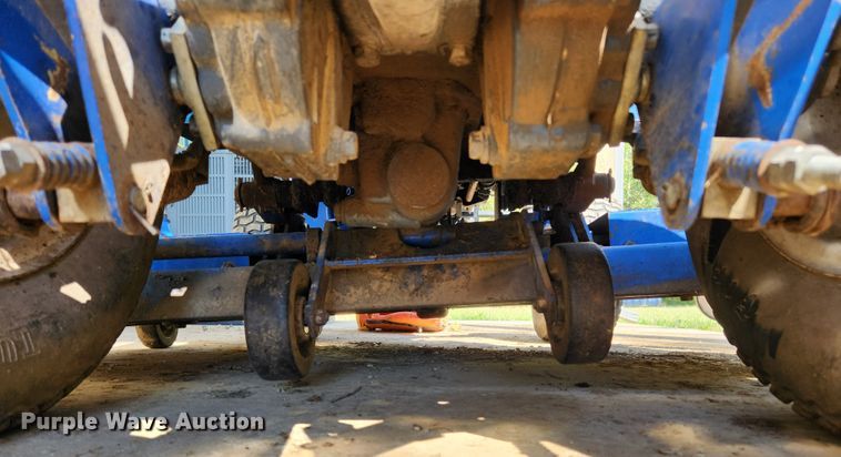 image for item MK9381 1999 New Holland TC21D  MFWD tractor