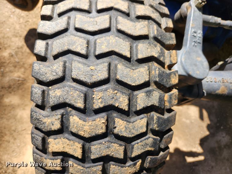 image for item MK9381 1999 New Holland TC21D  MFWD tractor