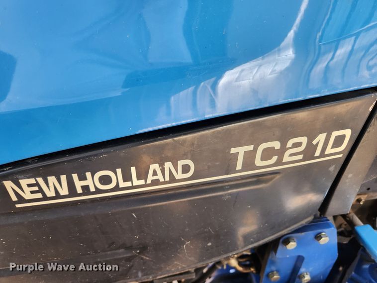 image for item MK9381 1999 New Holland TC21D  MFWD tractor