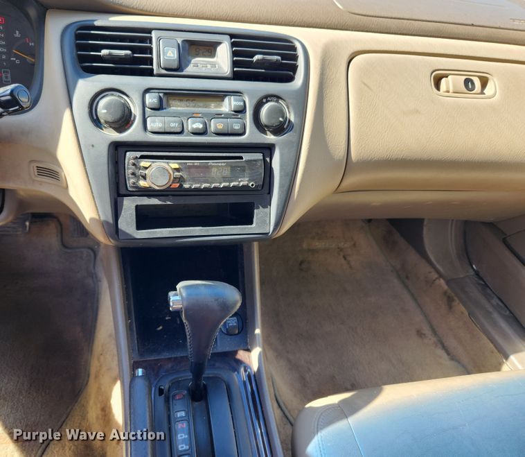 image for item MK9397 2000 Honda Accord EX