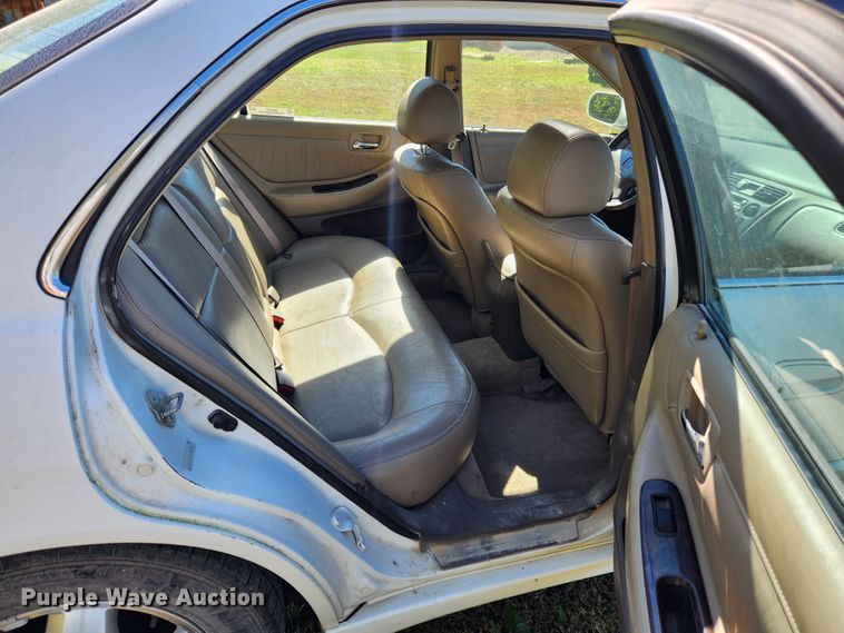 image for item MK9397 2000 Honda Accord EX