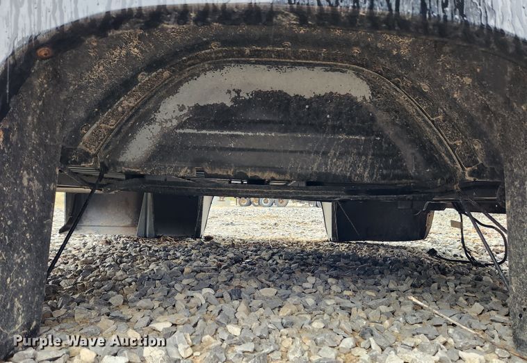 image for item MK9424 Chevrolet Silverado 3500HD  pickup truck bed