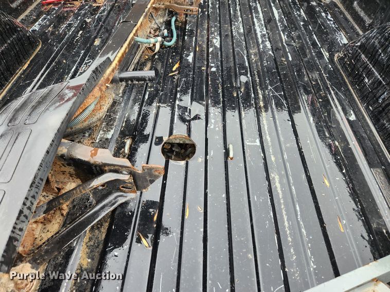 image for item MK9424 Chevrolet Silverado 3500HD  pickup truck bed