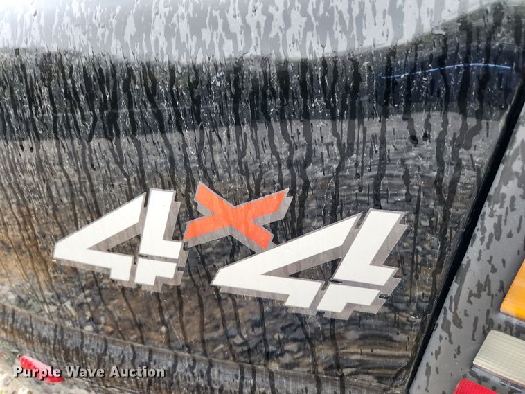 image for item MK9424 Chevrolet Silverado 3500HD  pickup truck bed