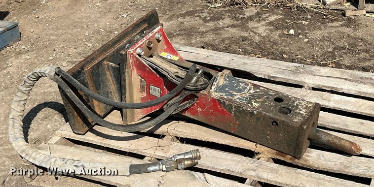 image for item MN9297 Compact utility loader breaker